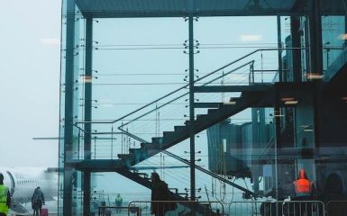 最新资讯 | 日本计划将于4月5日起取消对从中国直飞航班乘客的新冠阴性检测要求