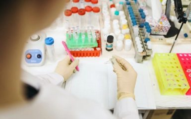 在国内需要进行国外就医预约可以怎么做？